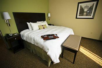 Hampton Inn Crossville 64 Hospitality Drive