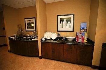 Hampton Inn Crossville 64 Hospitality Drive