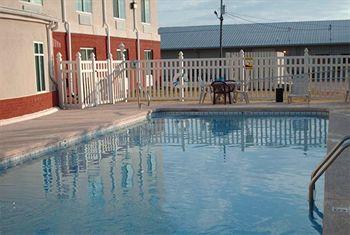 North Park Inn and Suites Demopolis 943 Highway 80 West