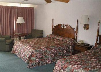 Econo Lodge Inn & Suites Estes Park 1650 Big Thompson Ave