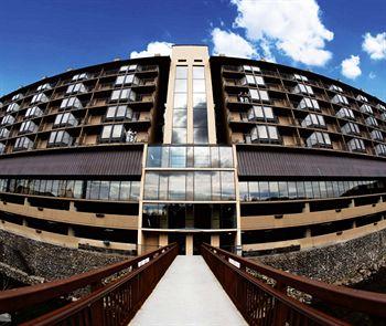 Edgewater Hotel Gatlinburg 402 River Road