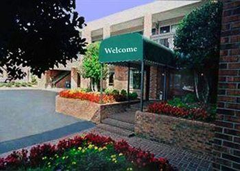 Quality Inn Executive Center Greenville 540 N. Pleasantburg Dr.