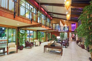 Holiday Inn Hyannis