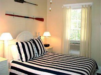 Ambrosia Bed and Breakfast Key West 622 Fleming Street