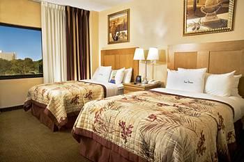 Doubletree Guest Suites Walt Disney Lake Buena Vista 2305 Hotel Plaza Boulevard