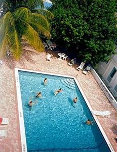 Tropics Hotel Miami Beach 1550 Collins Ave