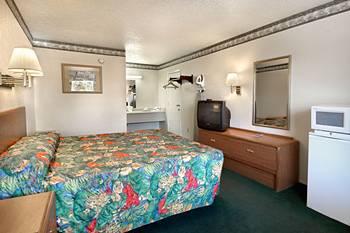 Executive Inn Panama City Beach 9424 Front Beach Road