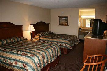 Pigeon Forge Inn & Suites 2826 Parkway