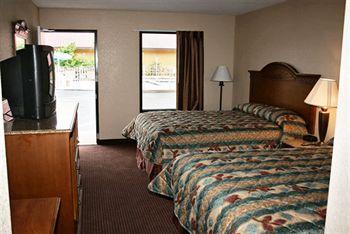 Pigeon Forge Inn & Suites 2826 Parkway