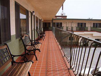 Ocean Breeze Inn Pismo Beach 250 Main Street