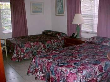 Ronny Dee Resort Motel Pompano Beach 717 South Ocean Blvd.