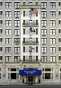 Commonwealth Park Suites Hotel 901 Bank Street