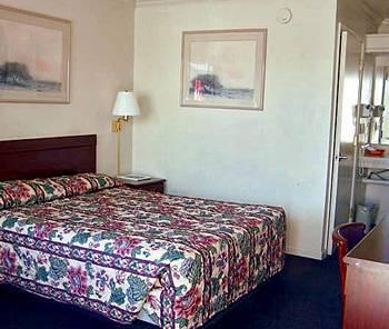 Economy Inn Seaside (California) 1131 Fremont Blvd