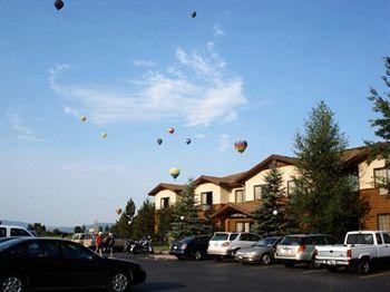 Bunkhouse Lodge Steamboat Springs 3155 South Lincoln Ave