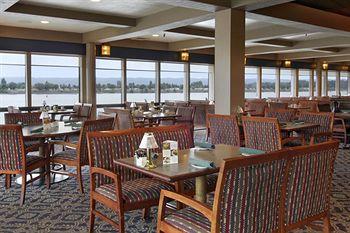 Red Lion Hotel at the Quay Vancouver (Washington) 100 Columbia Street