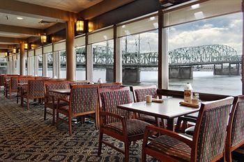 Red Lion Hotel at the Quay Vancouver (Washington) 100 Columbia Street