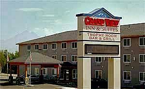 Grand View Inn and Suites 2900 East Parks Highway