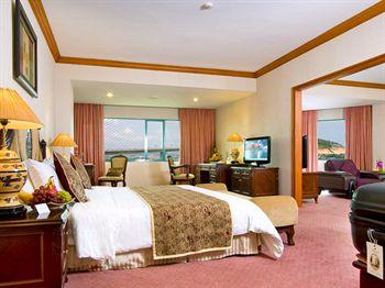 Halong Plaza Hotel 8 Ha Long Road Bai Chay Ward