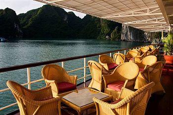 Emeraude Classic Cruises Halong 46 Le Thai To Street