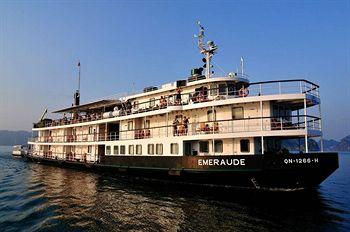 Emeraude Classic Cruises Halong 46 Le Thai To Street