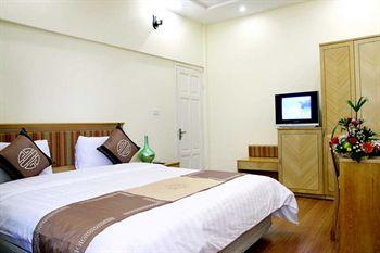 Bro & Sis Hotel Hang Bun Hanoi 53 Hang Bun Street