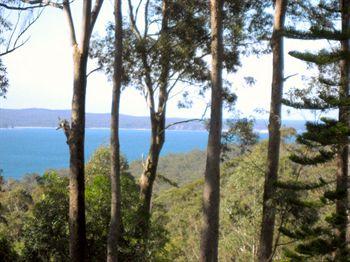 Chalet Swisse Spa Retreat Batemans Bay 676 The Ridge Road