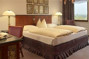 Copthorne Hotel Hannover Laatzen Wuerzburger Strasse 21