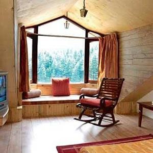 Manali Heights Hotel Log Hut Area