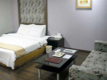 Amour & Symphony Hotel Suwon 996-6 Yeongtong-dong Yeongtong-gu