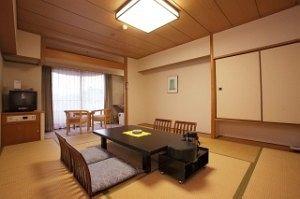 Aki Grand Hotel Hiroshima 1-1-17 Miyajimaguchi-nishi Hatsukaichi-shi 739-0412