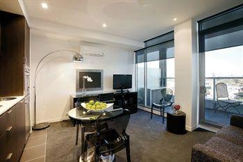 Punthill South Yarra Grand Apartment Hotel Melbourne 5-7 Yarra Street