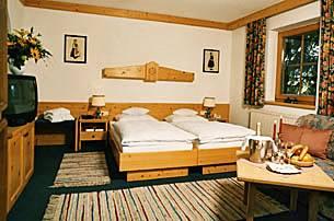 Hotel Garni Gruber St. Johann in Tirol Gasteiger Strasse 18