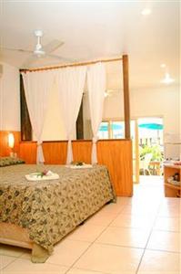 Castaway Beach Villas Rarotonga PO Box 700 Avarua Main Road Arorangi