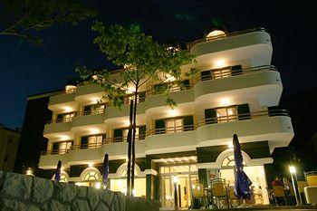 Lav Hotel Makarska Put Cvitacke bb
