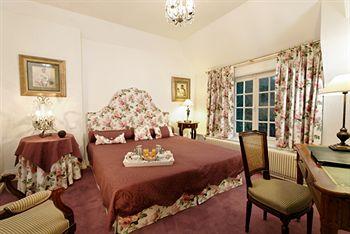 Hotel Clery Hesdin-l'Abbe Rue Du Chateau