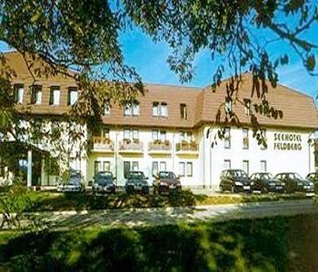 Seehotel Feldberg (Mecklenburg-Vorpommern) Hinnenöver 18