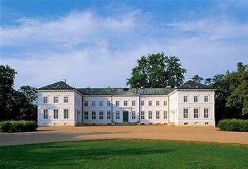 Hotel Schloss Neuhardenberg Schinkelplatz