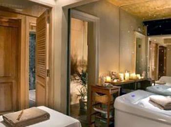 Le Convivial Luxury Suites & Spa Xylokastro 2 Vayena Street