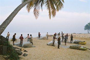 Pozhiyoram Beach Resort Alleppey JRY Road, Thumpoly