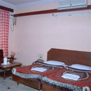 Kannika International Hotel Kushalanagara I. B Road Coorg