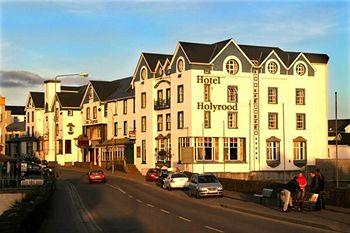 Holyrood Hotel Bundoran Main Street