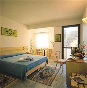 Horse Country Resort Arborea Strada A Mare 24-27