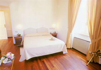 Villa Irlanda Grand Hotel Gaeta Via Lungomare Caboto, 6