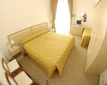 Arianna Hotel Pietrasanta Viale Roma 47