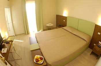 Arianna Hotel Pietrasanta Viale Roma 47