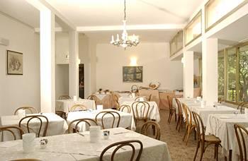 Arianna Hotel Pietrasanta Viale Roma 47