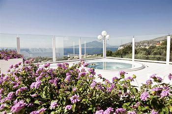 Villa Oriana Relais Bed & Breakfast Sorrento Via Rubinacci 1