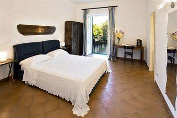 Villa Oriana Relais Bed & Breakfast Sorrento Via Rubinacci 1