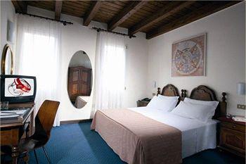 Titian Inn Treviso Airport Silea Via Callalta 83