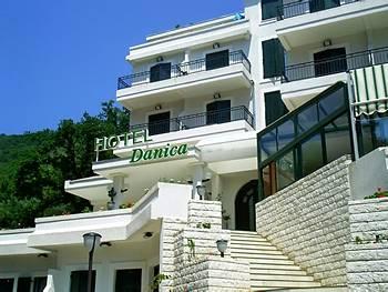 Danica Hotel Petrovac Nika Andusa Bb